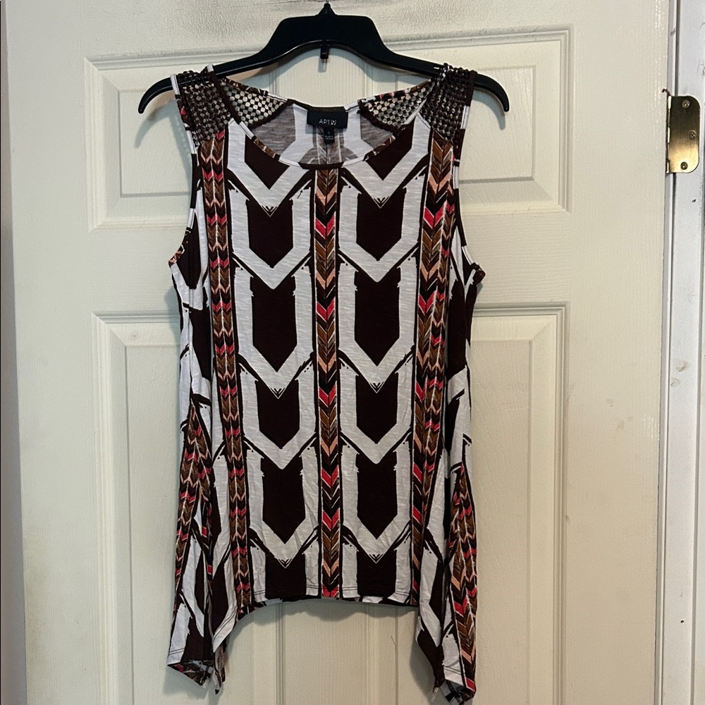 Apt. 9 Brown and White Sleeveless Aztec Geometric Pattern Top Size Small